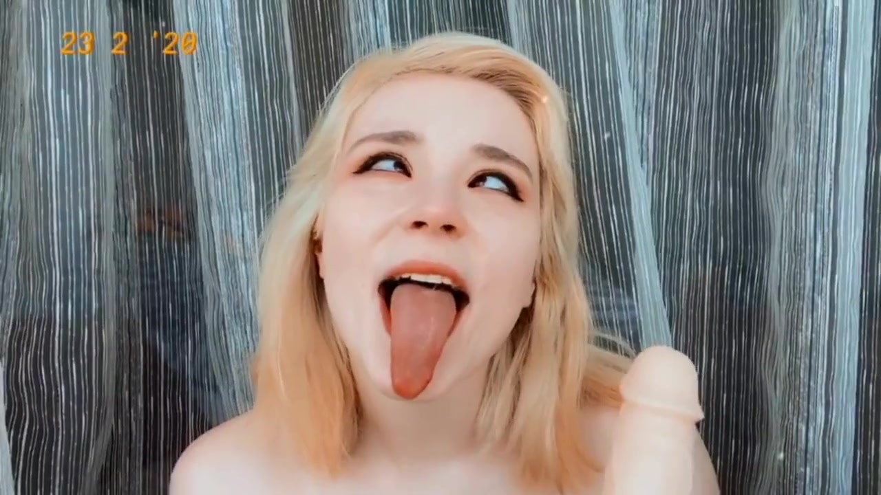 Sweetie Fox Sucking Dildo With Pleasure