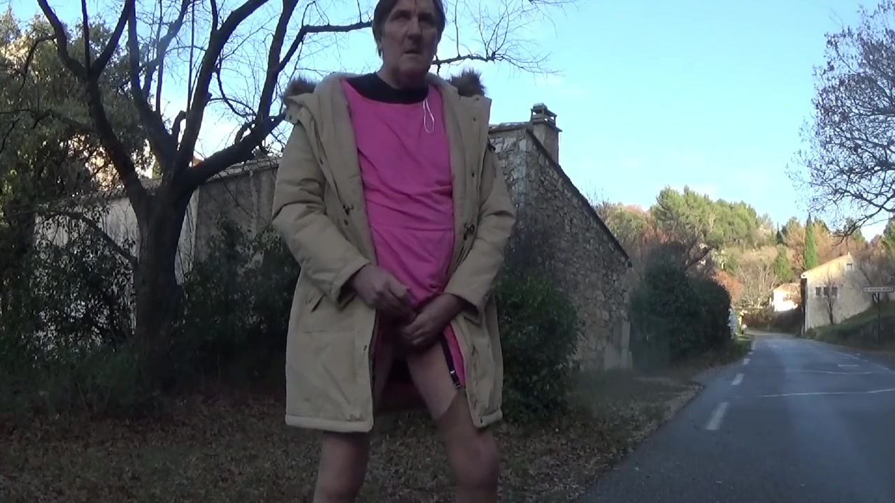 Dildo Sounding Outdoors 20