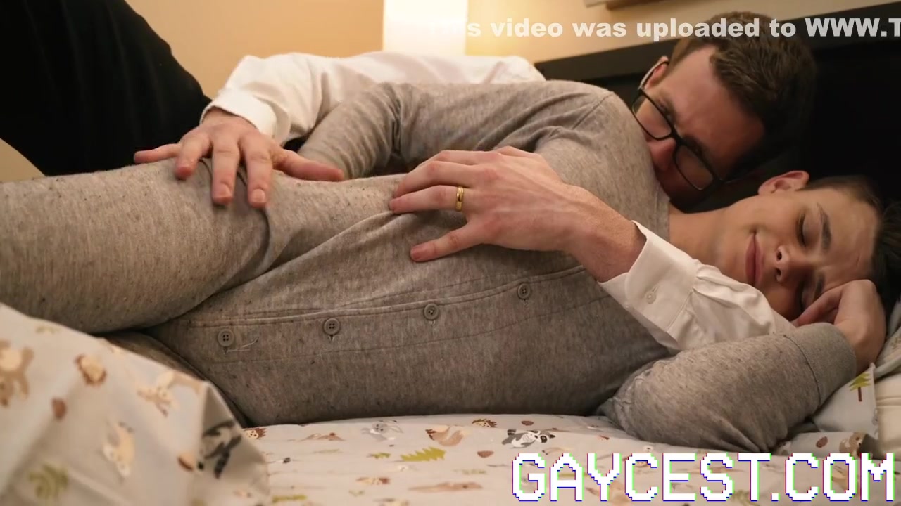 Austin Young - Rides His Stepdad Alex Killians Dick
