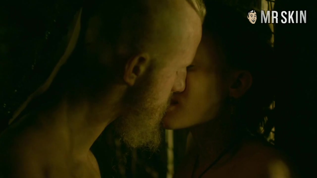 Milla Jovovich's Resident Beav-il - Mr.Skin