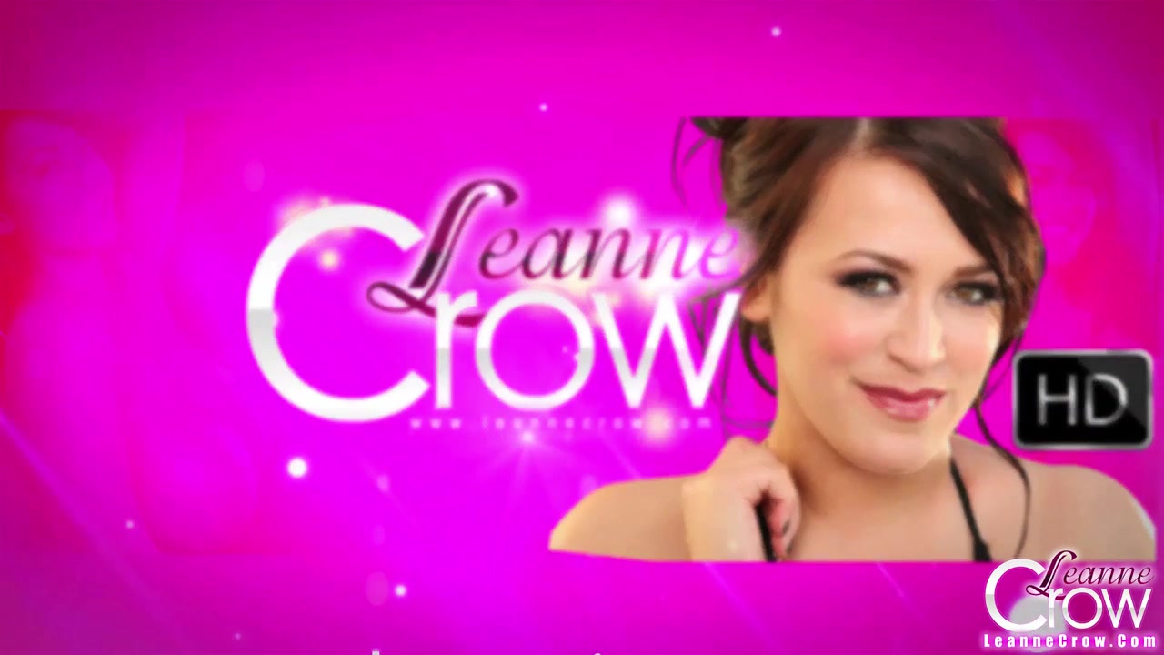 Leanne Crow - Christmas Pinup 5D 1