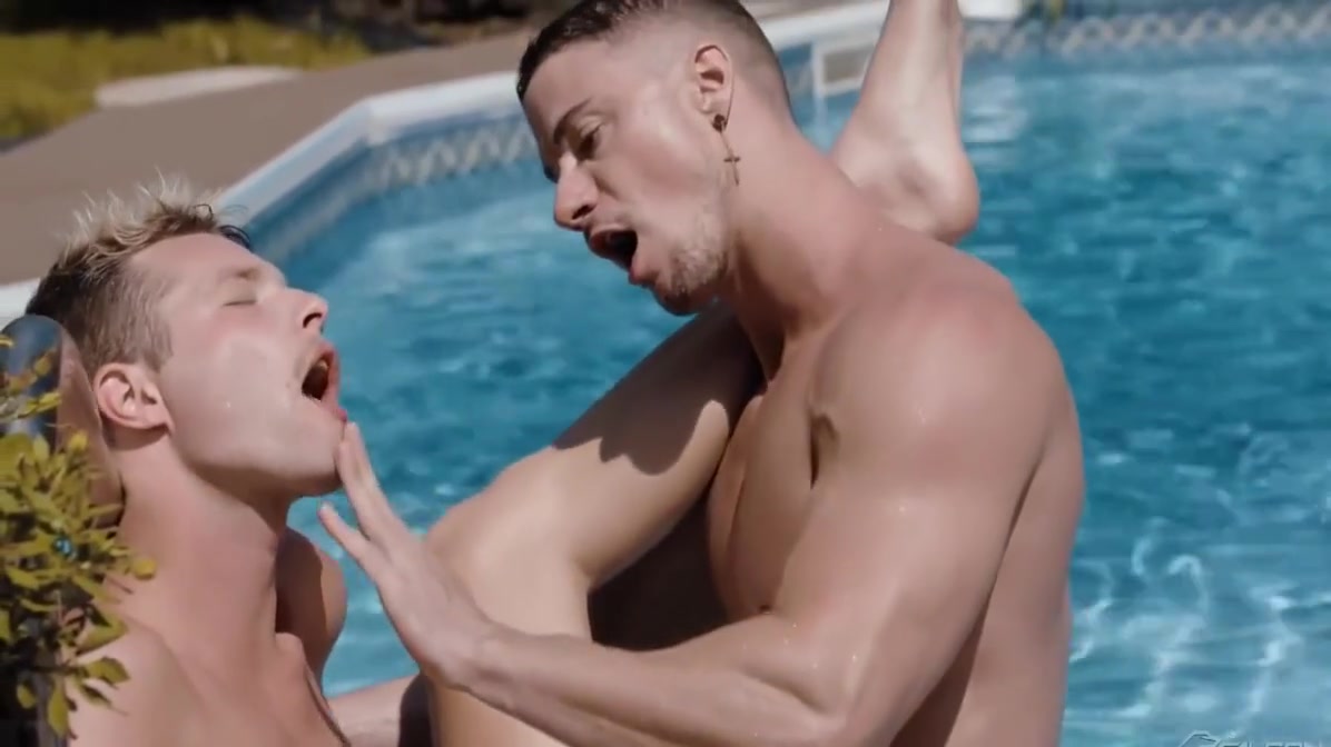 Des Ires - Bodybuilder Raw Sex