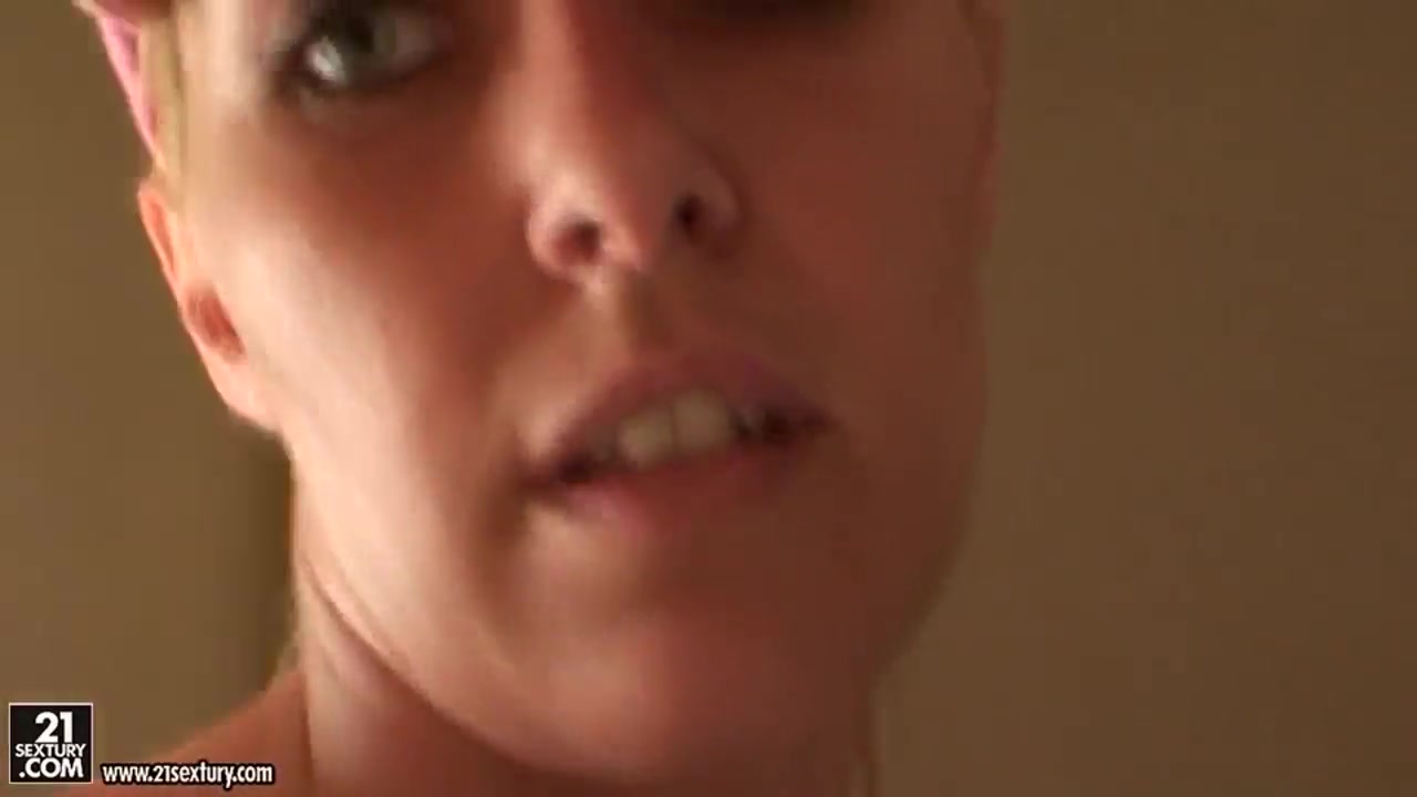 Cute blonde girlie Sophie Moone poses on cam