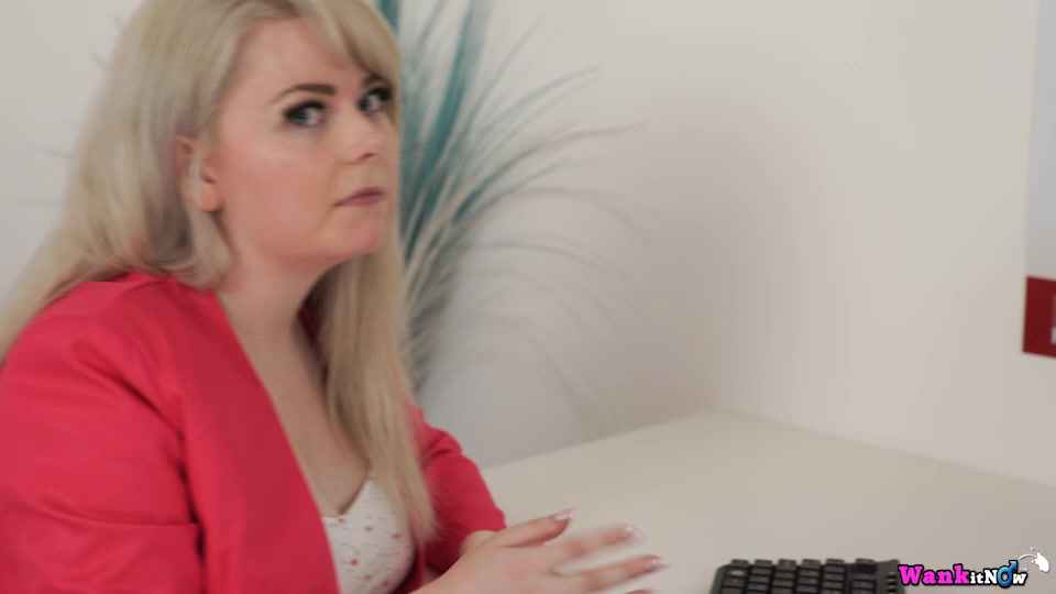Danni Marie - WANK At Work - Sexy Videos - WankitNow