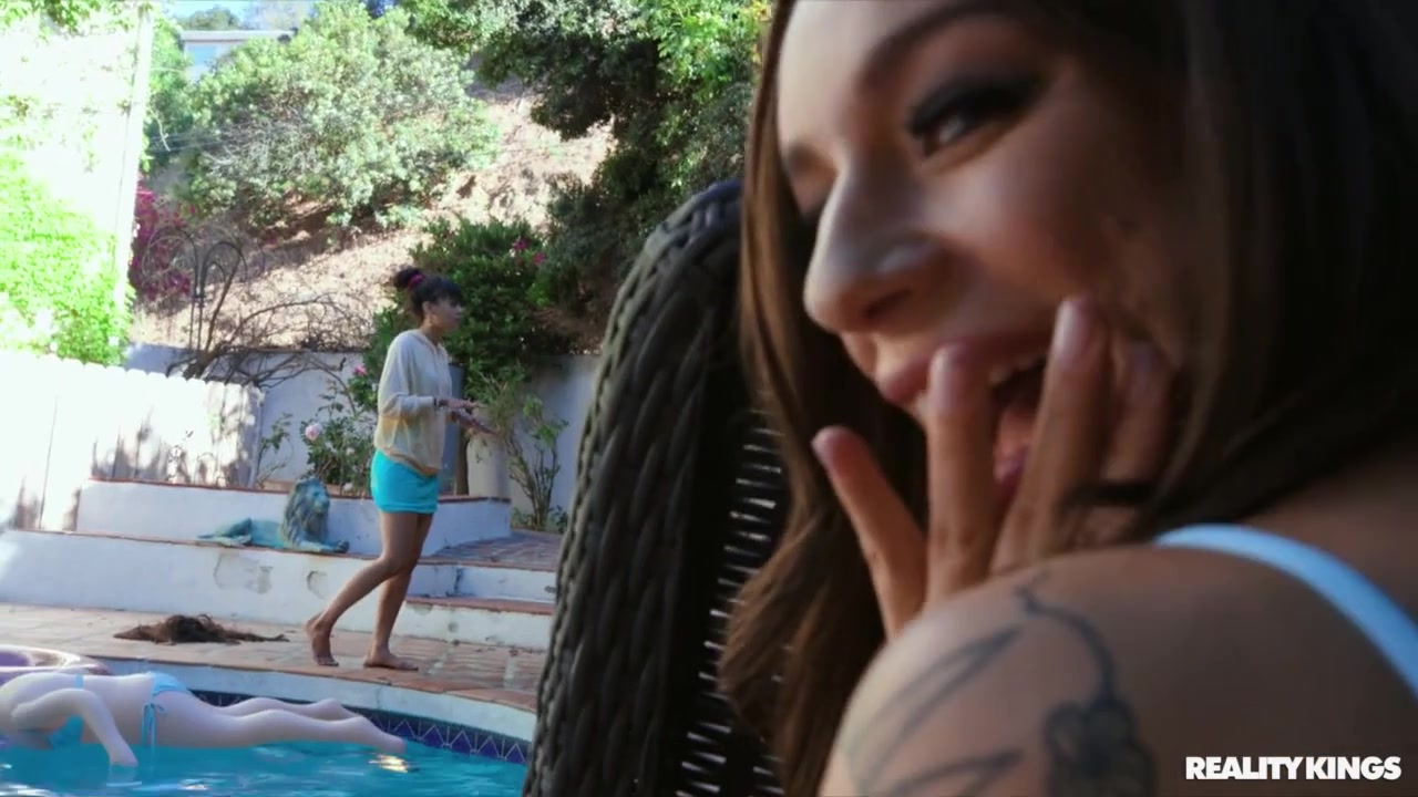 Sneaky Cheater Brings a Blow-Up Video With Robby Echo, April Olsen - RealityKings