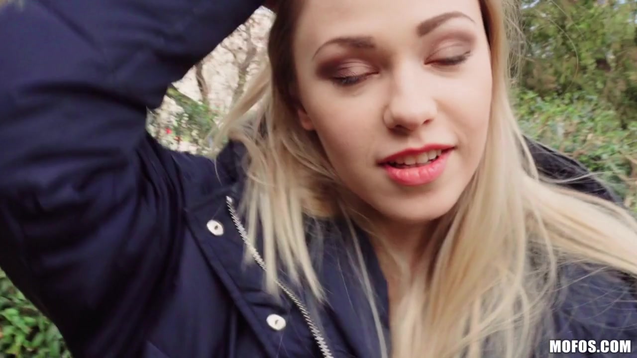 Selvaggia in Blonde Nerd Loves Public Fucking - PublicPickups