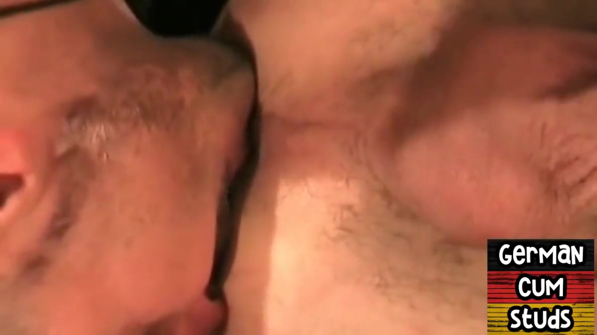 German Amateur Hunk Fucks Studs Ass In Homemade Anal - Jan Losch