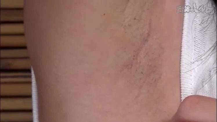 The woman who responds to the directions indifferently deadpan - Fetish Japanese Video