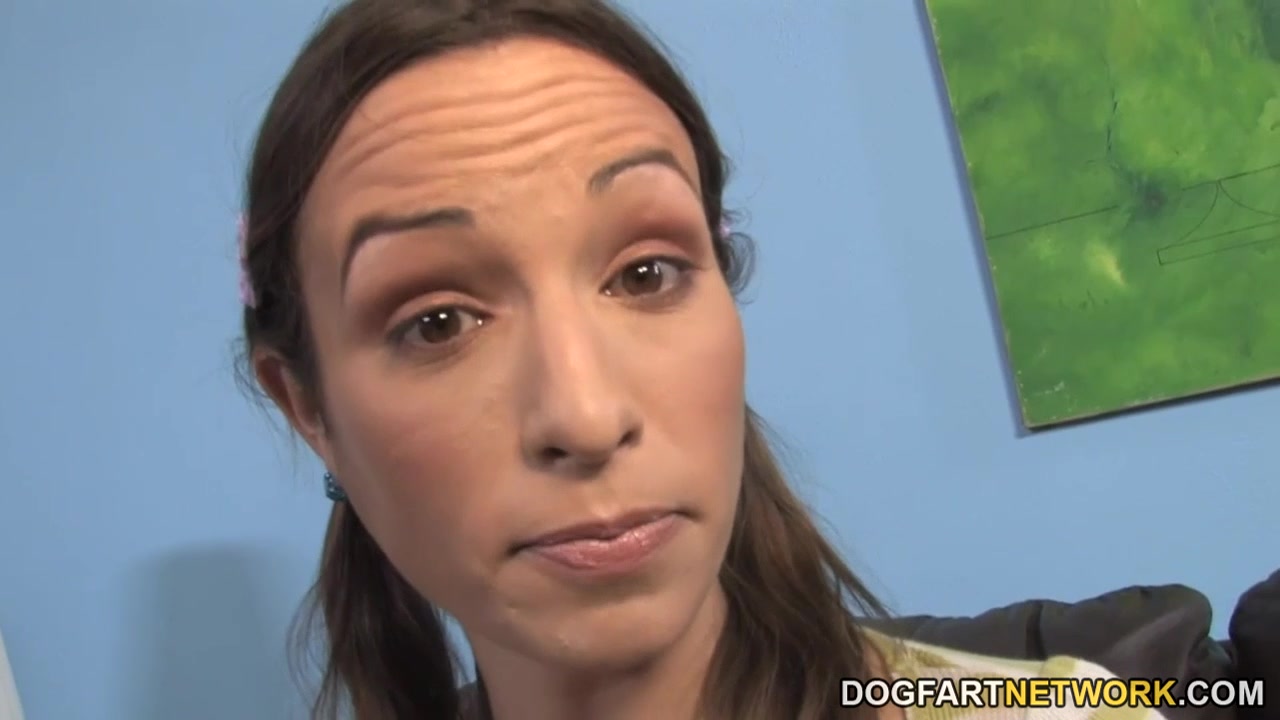 Amber Rayne gets BBC anal in front of her Step father