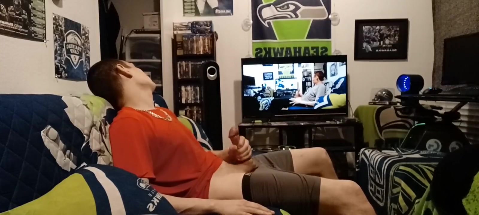 Watching Myself Watch Myself!!