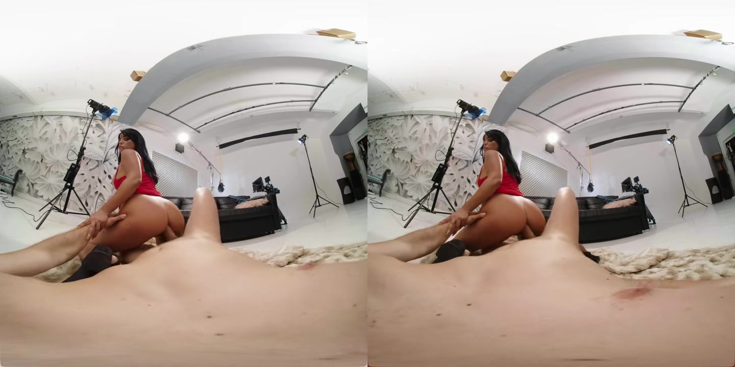 Rehearsing - VirtualRealPorn