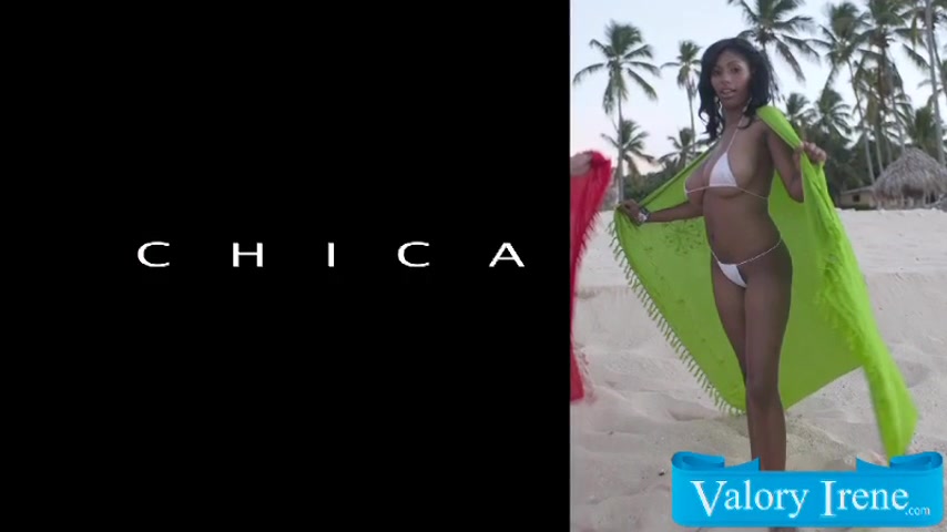 Valory And Chica In The Dr