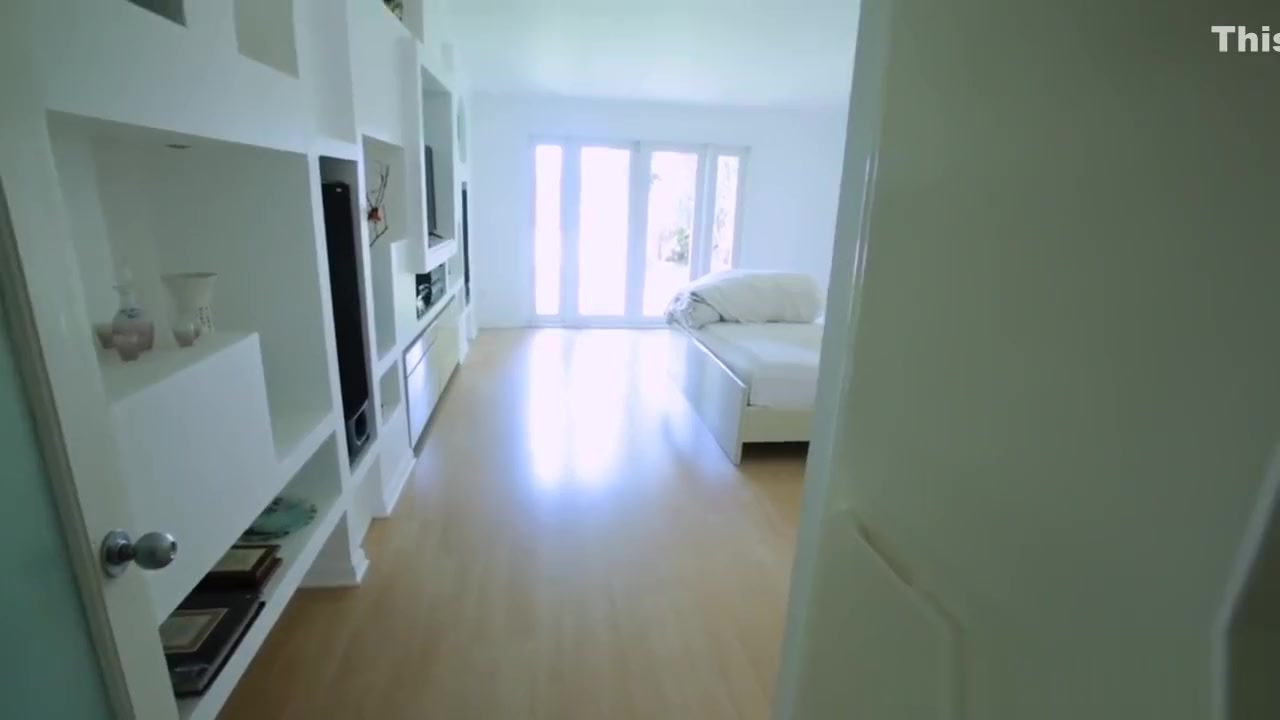 teen 18+ stepsister masturbates and gets pounded