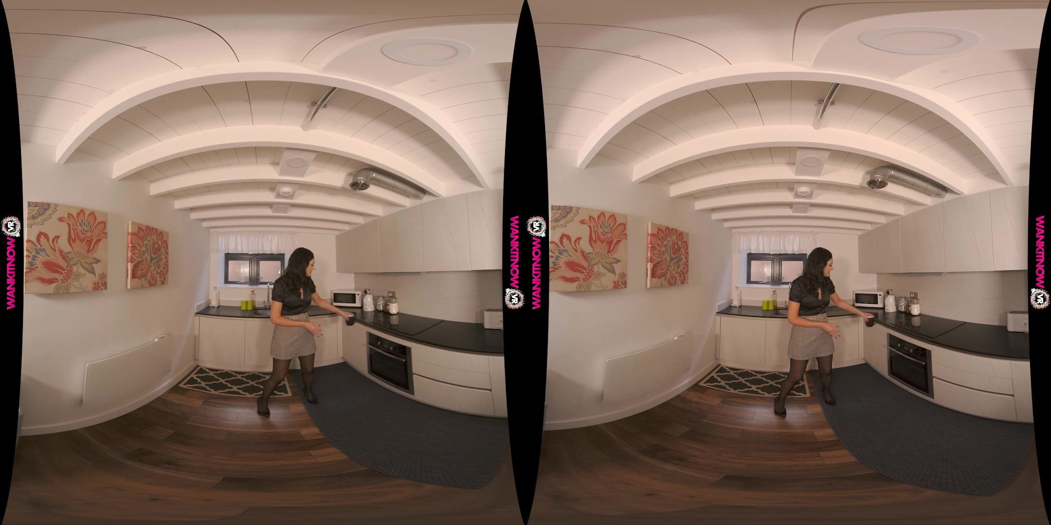 Keep Quiet And I'll Help You Wank featuring Bonnie - WankitNowVR