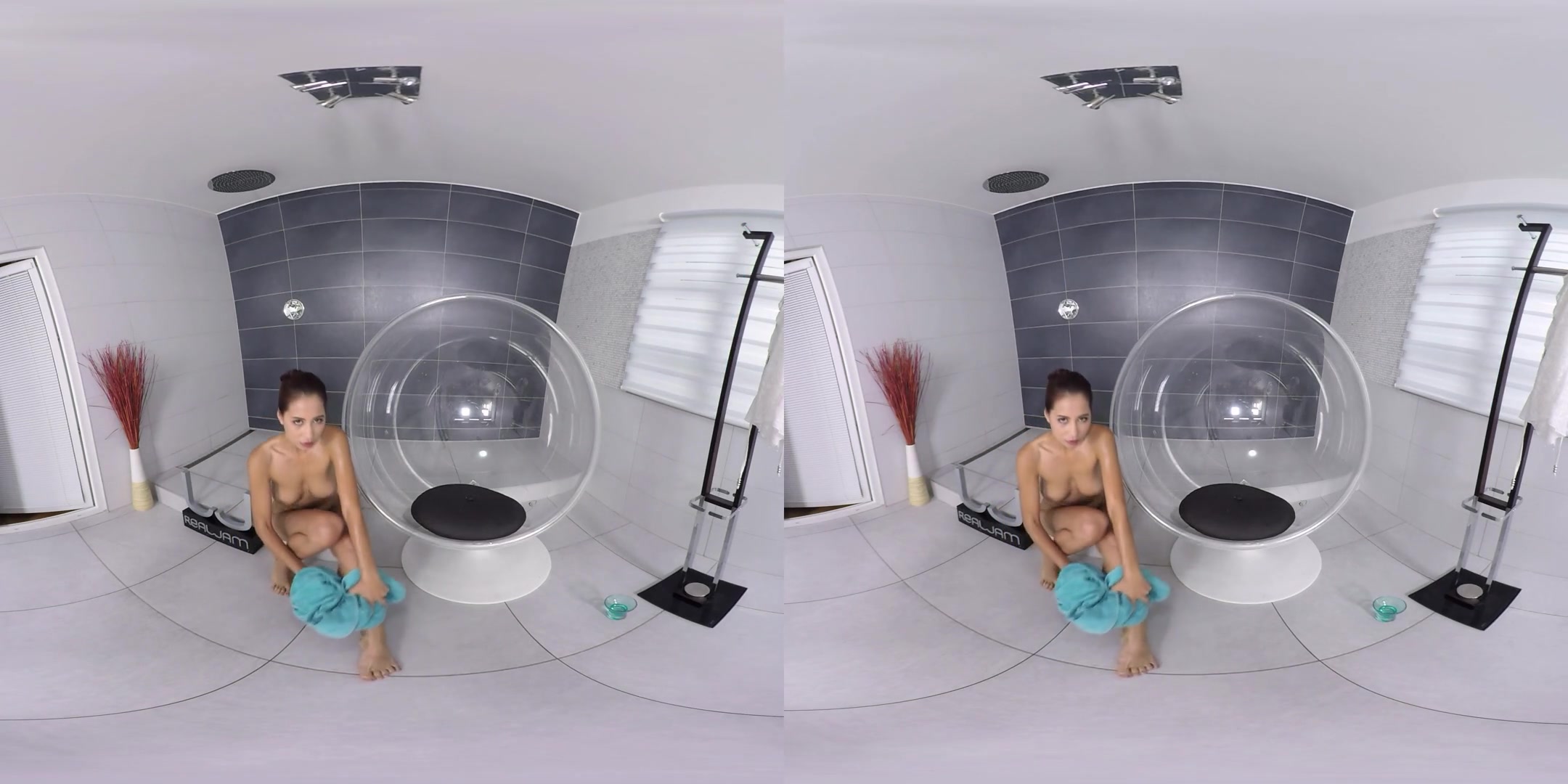 Paula Shy in Amazing Paula - RealJamVR