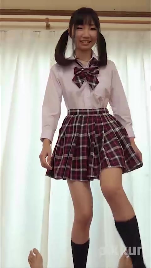 Kanako Imamura Vertical Style Video 040: Kiss On Glans