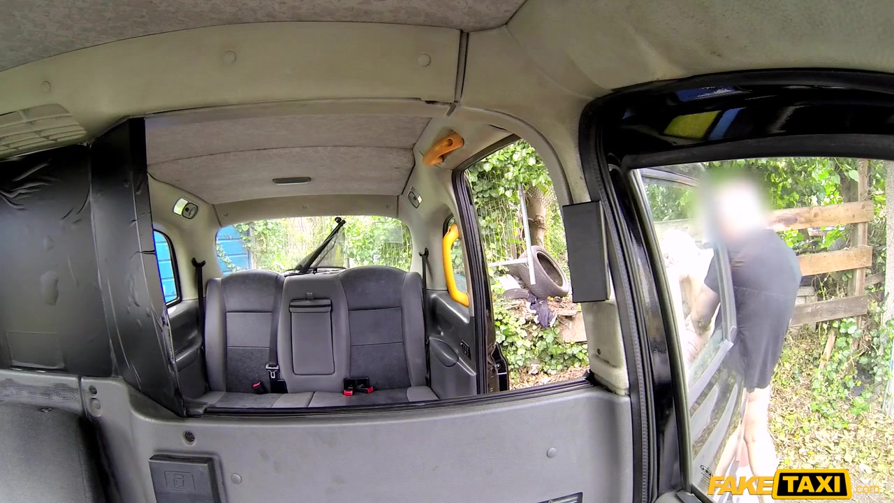 Lexi in Hot Blonde chooses sex over gym - FakeTaxi