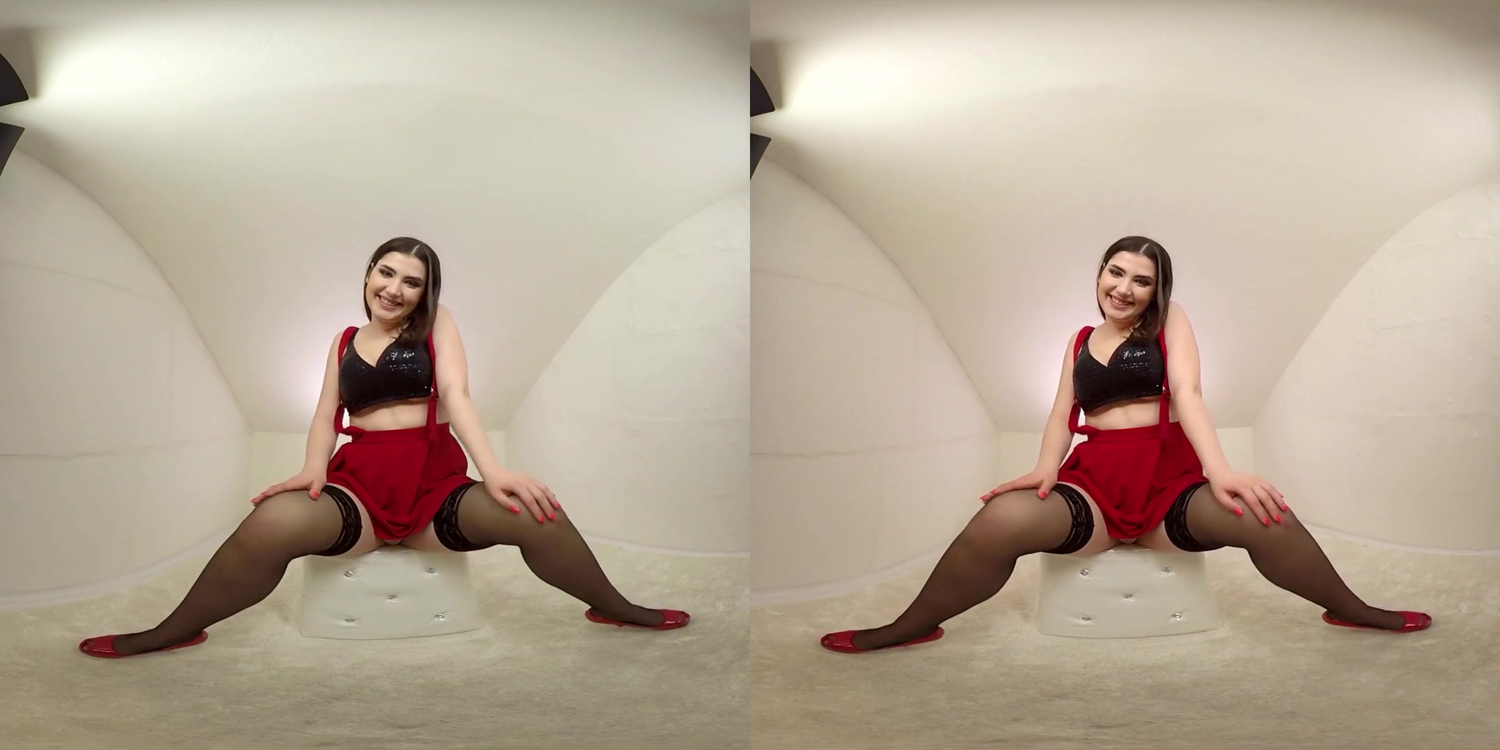 Marry Morgan in teen 18+ Marry Morgan Plays Alone in Her Bed - BravoModelsMedia