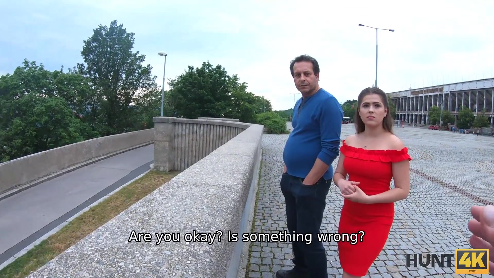 HUNT4K. Hunter with the camera offers money to poor male for sex with his hot Step daughter