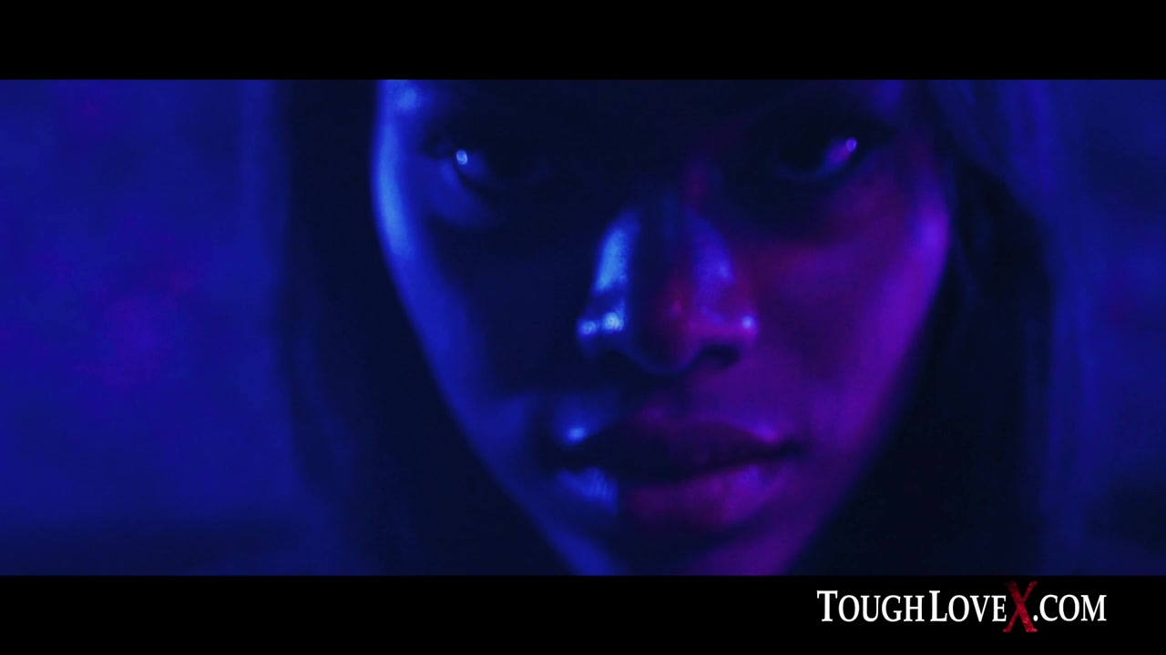 Halle Hayes - Toughlove