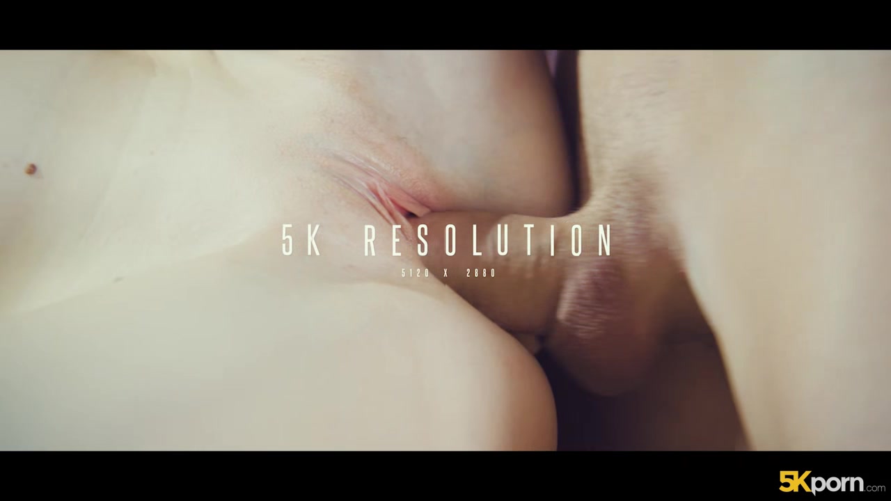 Seeing Red Again - 5KPorn