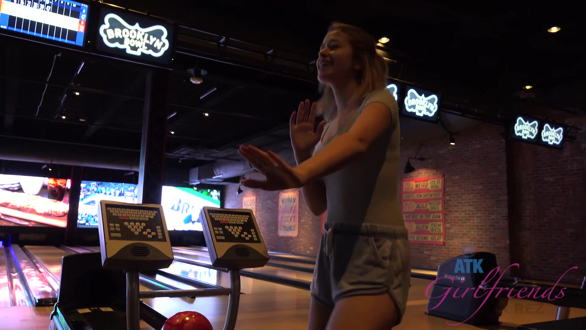 Virtual Vacation Las Vegas With Izzy Belle 1/3