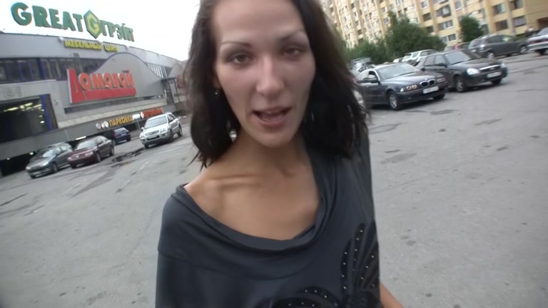 Babe flashing in public