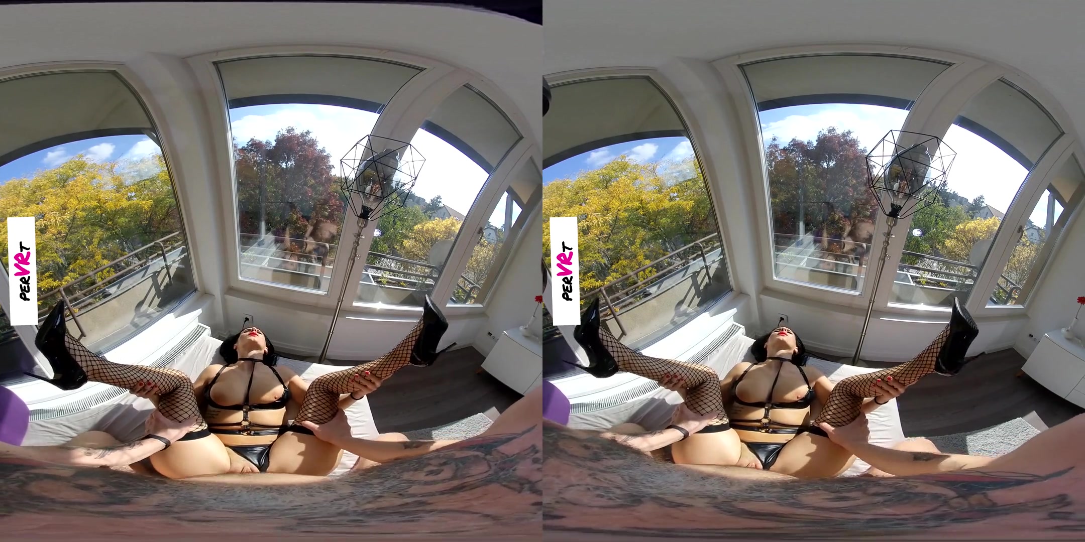 Deep Fuck Creampie - SexLikeReal