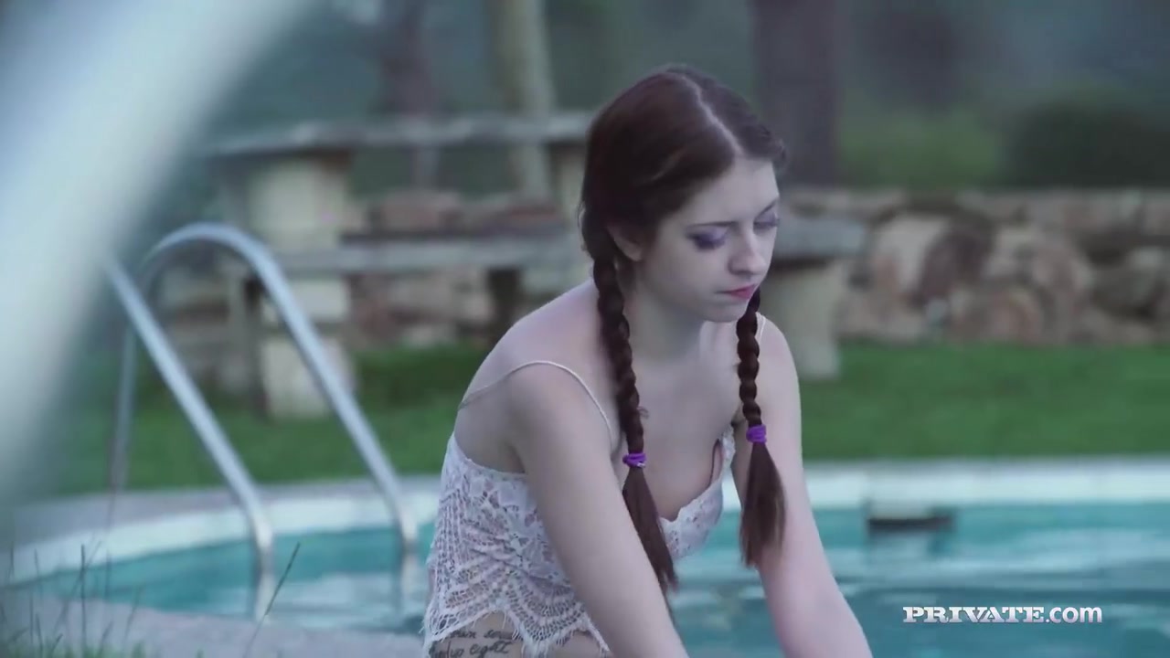 Rebecca Volpetti - Libidinous Milks A Throbbing Dick Poolside!