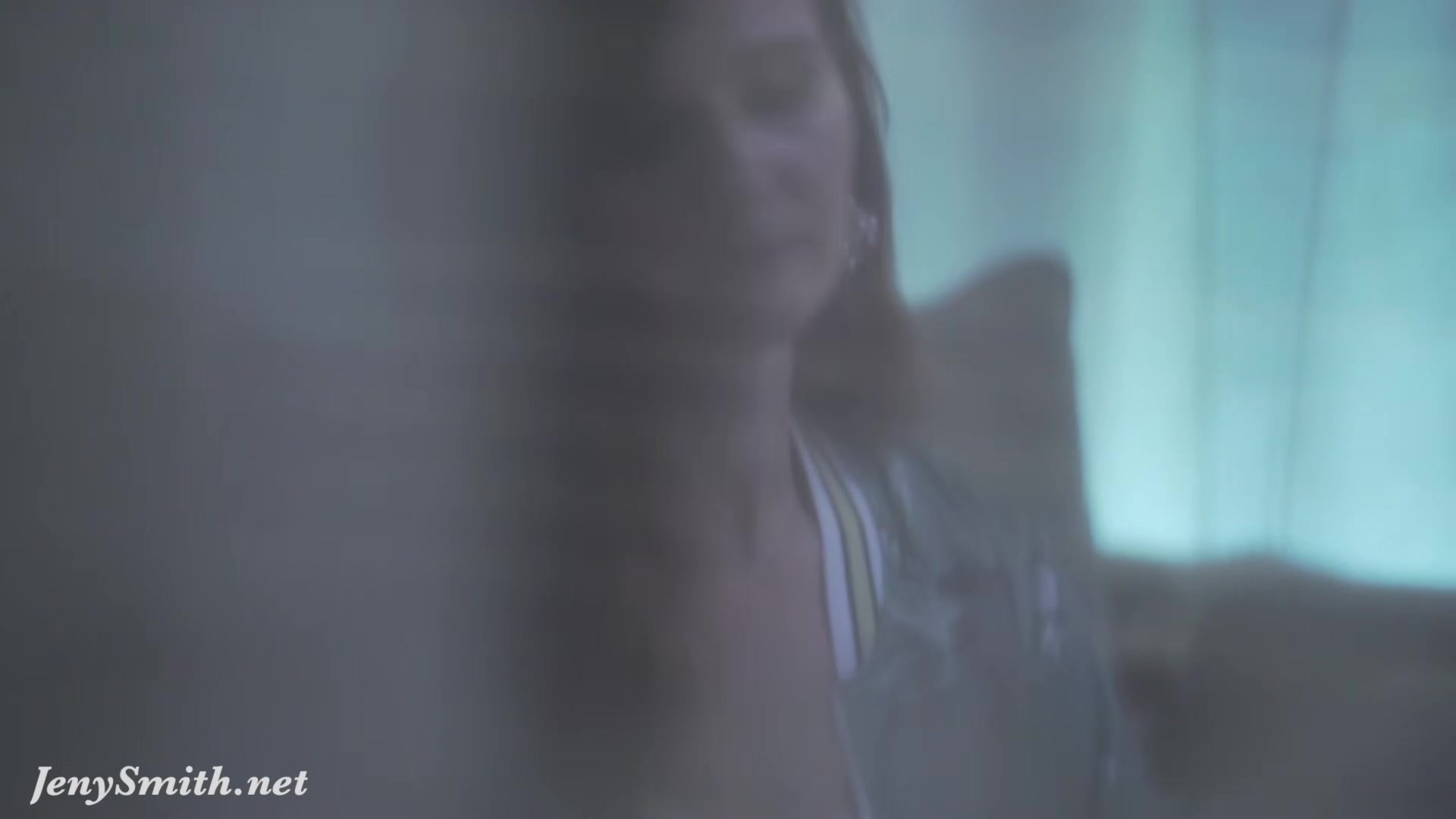 Spying on Jeny Smith thru the window while she take a nude selfies