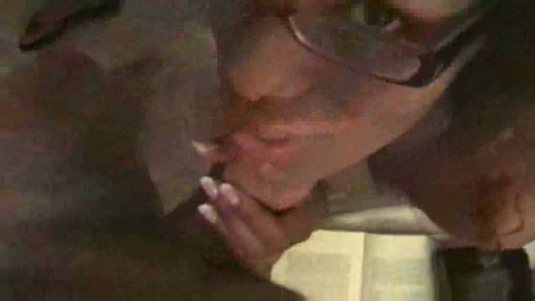 Hot cum drips out of her mouth