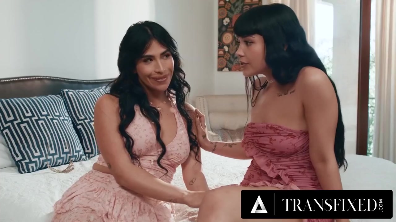 Beca Barbie And Avery Lust - Cheats With Lesbian In Hot Trans Big Tit Hardcore Fuck