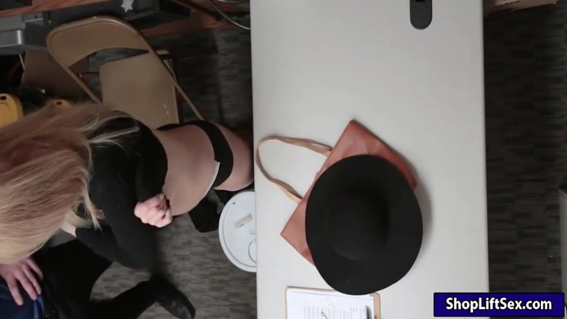Samantha Hayes And Erica Lauren - And teen 18+ Babe Fucked Officer 5 Min