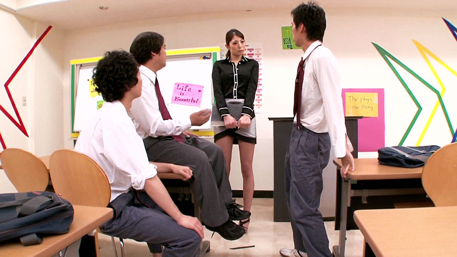 Hina Akiyoshi in Worshiping Teacher - CosplayInJapan