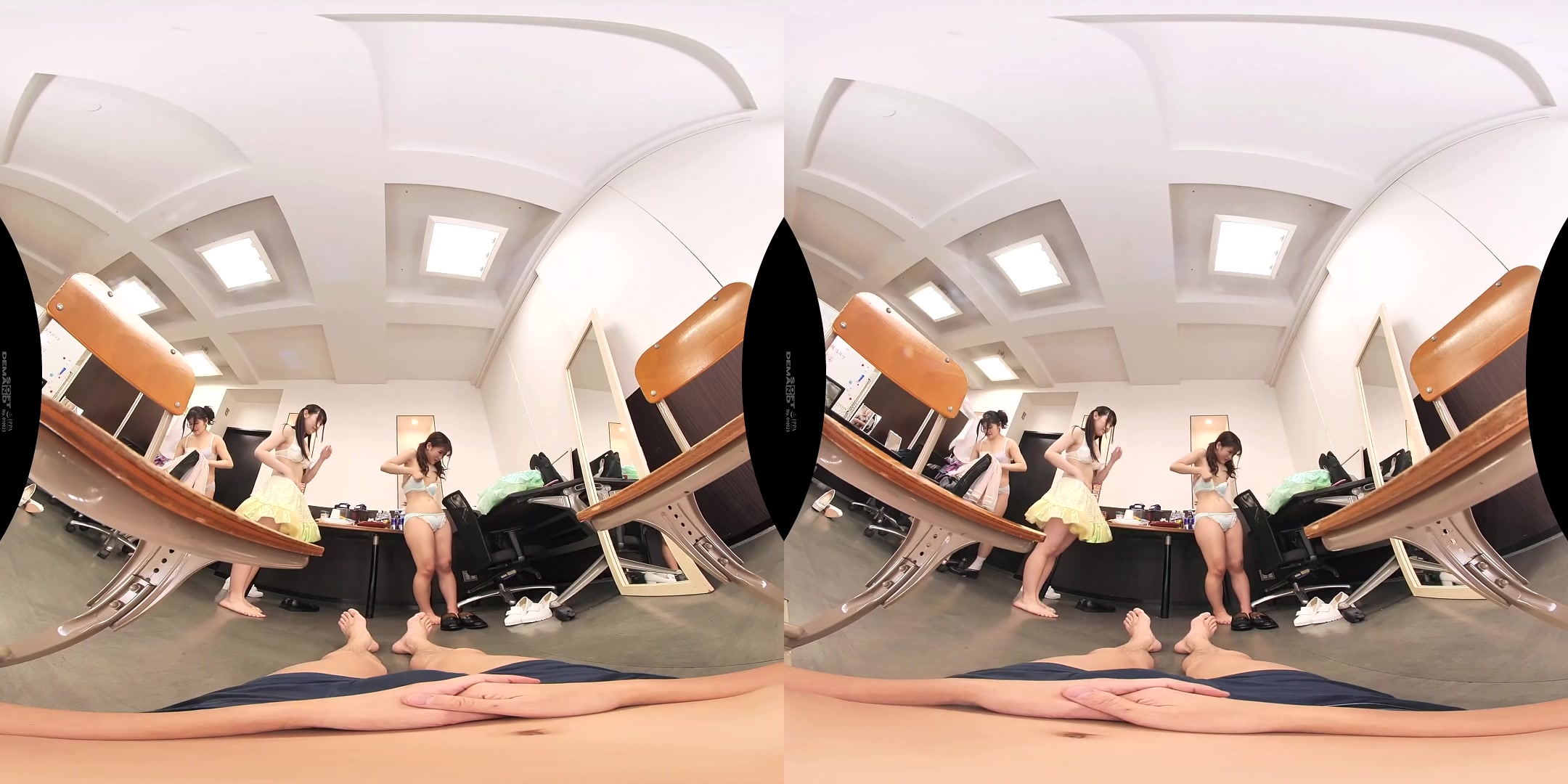 In a World Without Toilets, YOU Become the Toilet in the Idol's Dressing Room - SodCreate