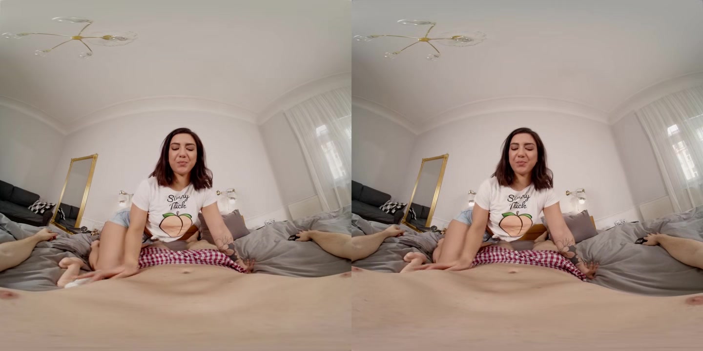 Peach Me Up - VirtualRealPorn