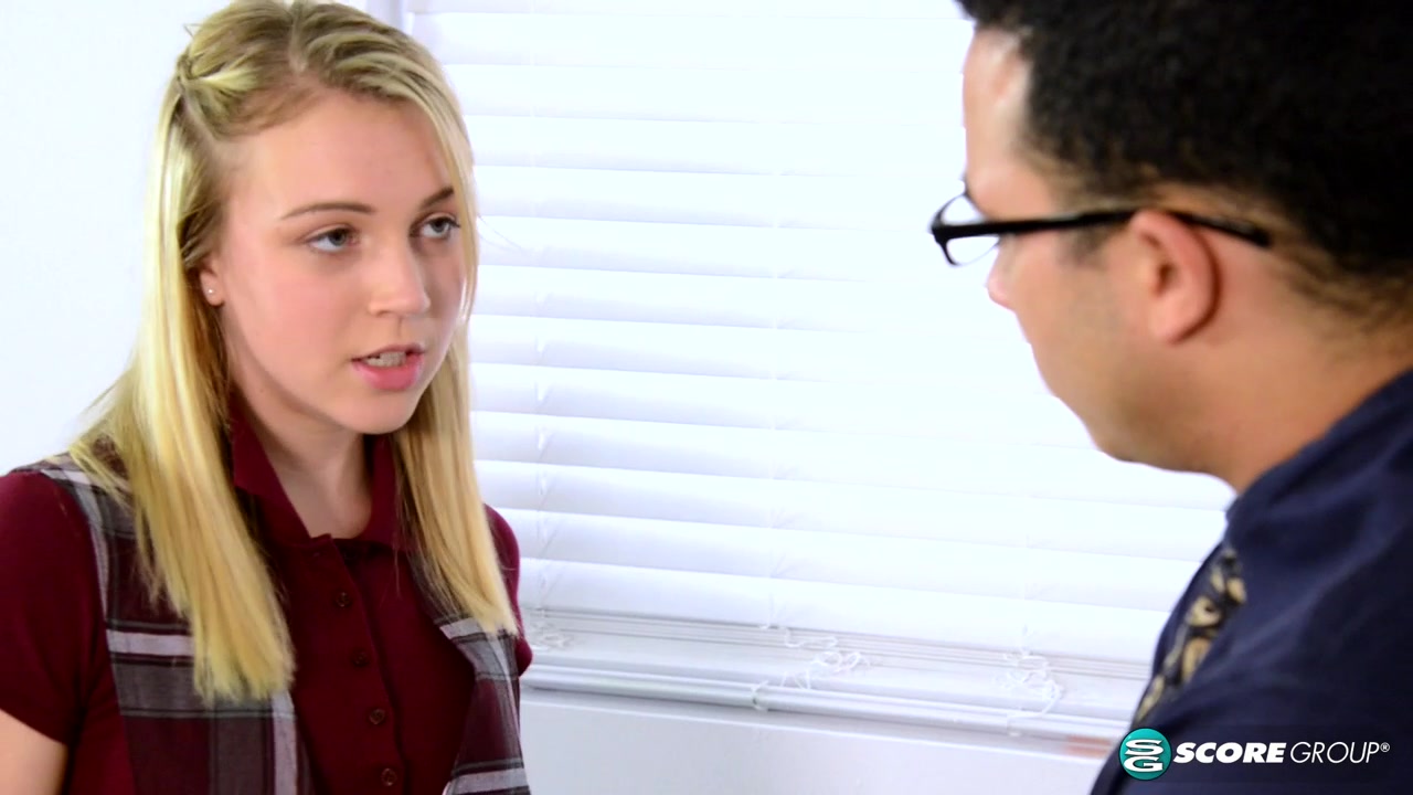 teen 18+ Cali Sparks Gets Dicked in Detention