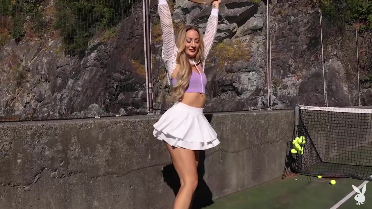 Barbie Ross in Courtside View - PlayboyPlus