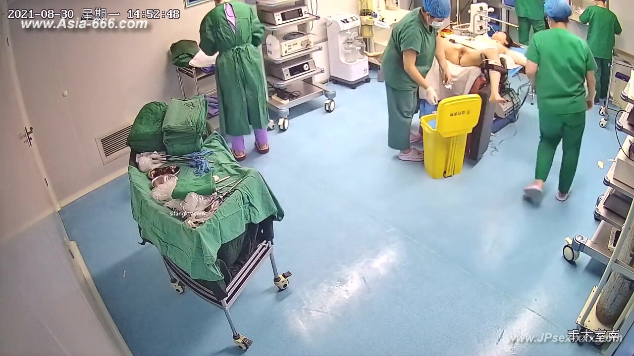 Peeping Hospital patient.21