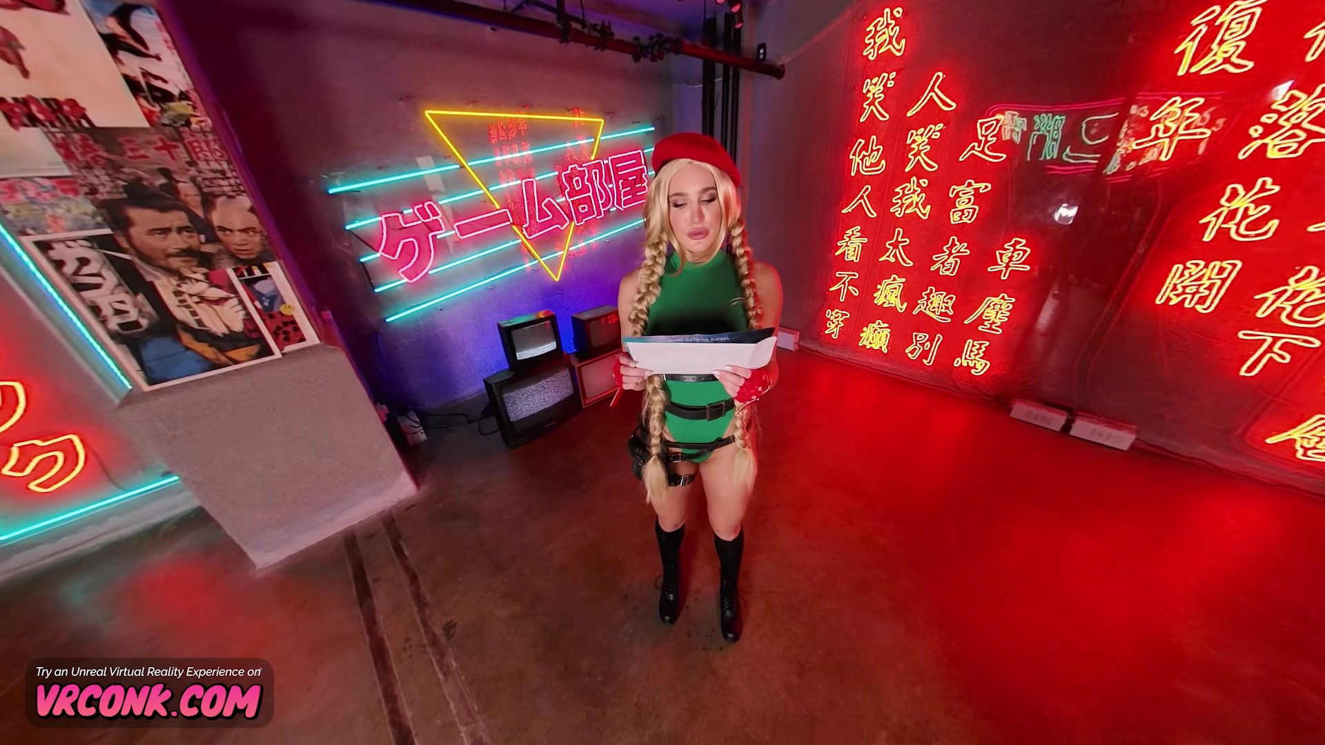 VR Conk Ella Reese as sexy Cammy from Street Fighter saga XXX Parody VR Porn