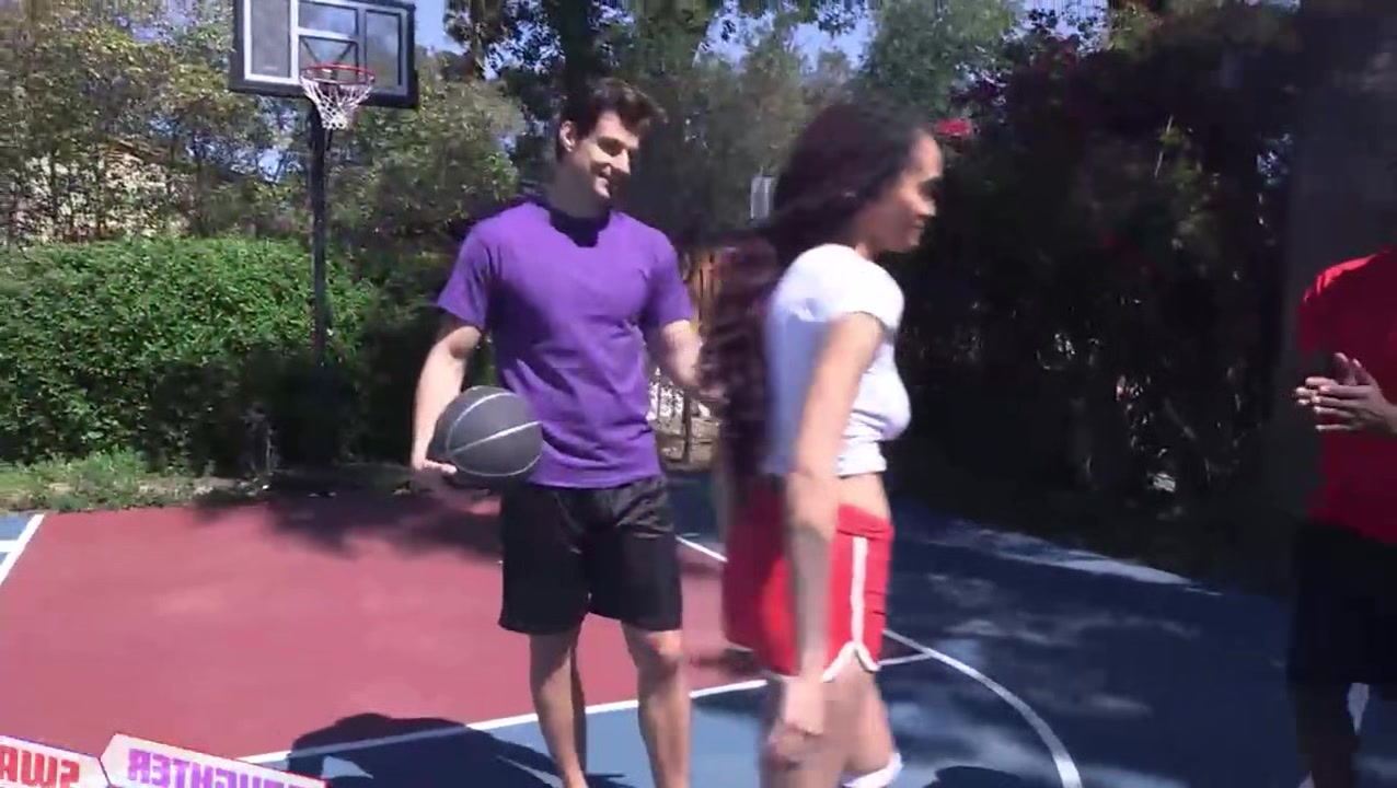 let s swap our basketball stepdaughters