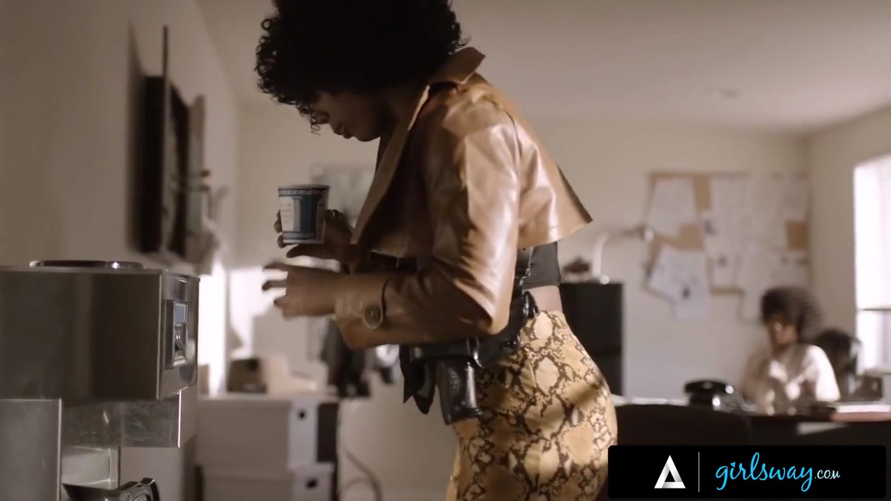 Cali Caliente And Misty Stone - Horny Detective Bangs Her Cop Partner