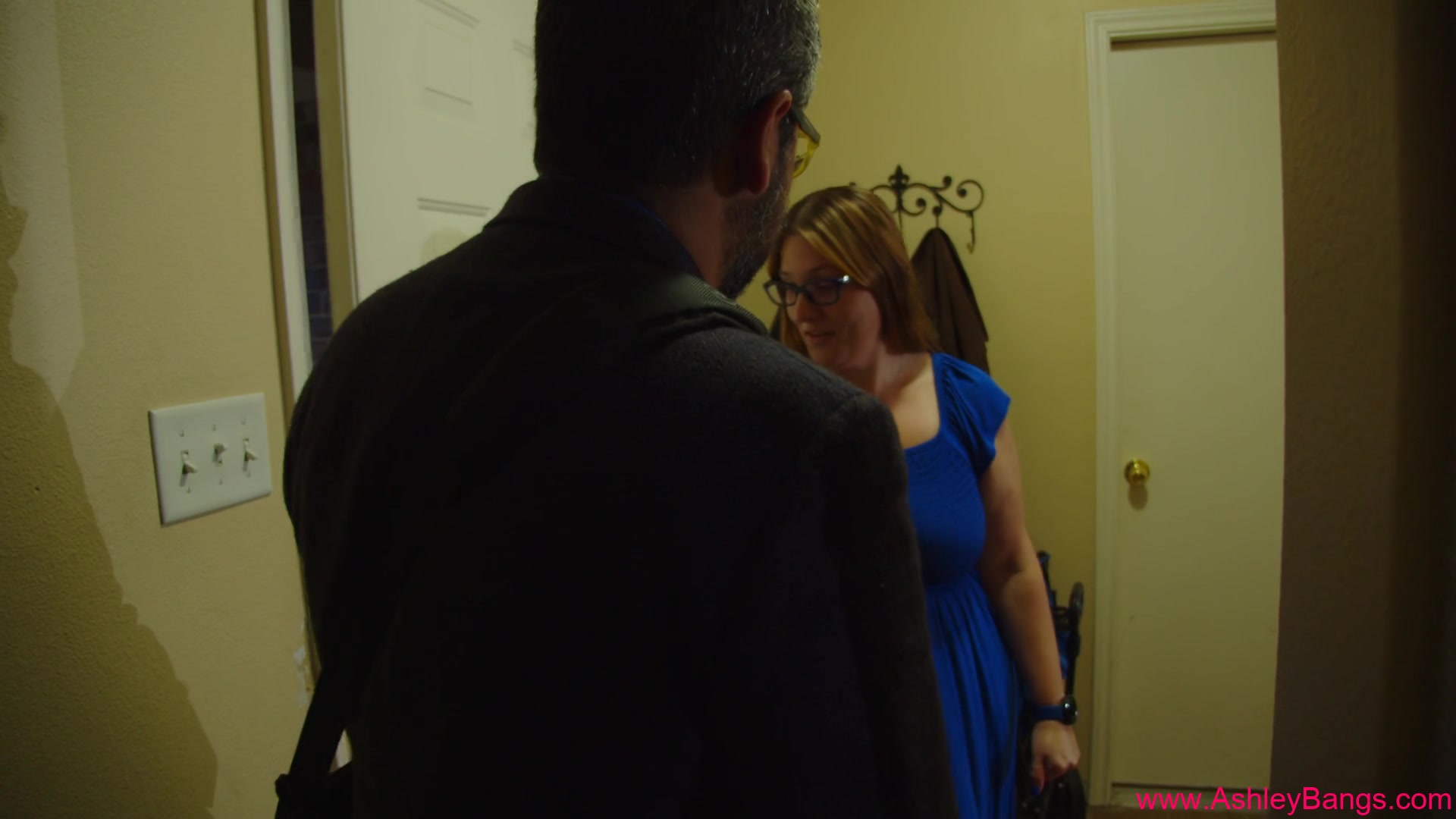 It Help - Sex Movies Featuring Ashley Bangs