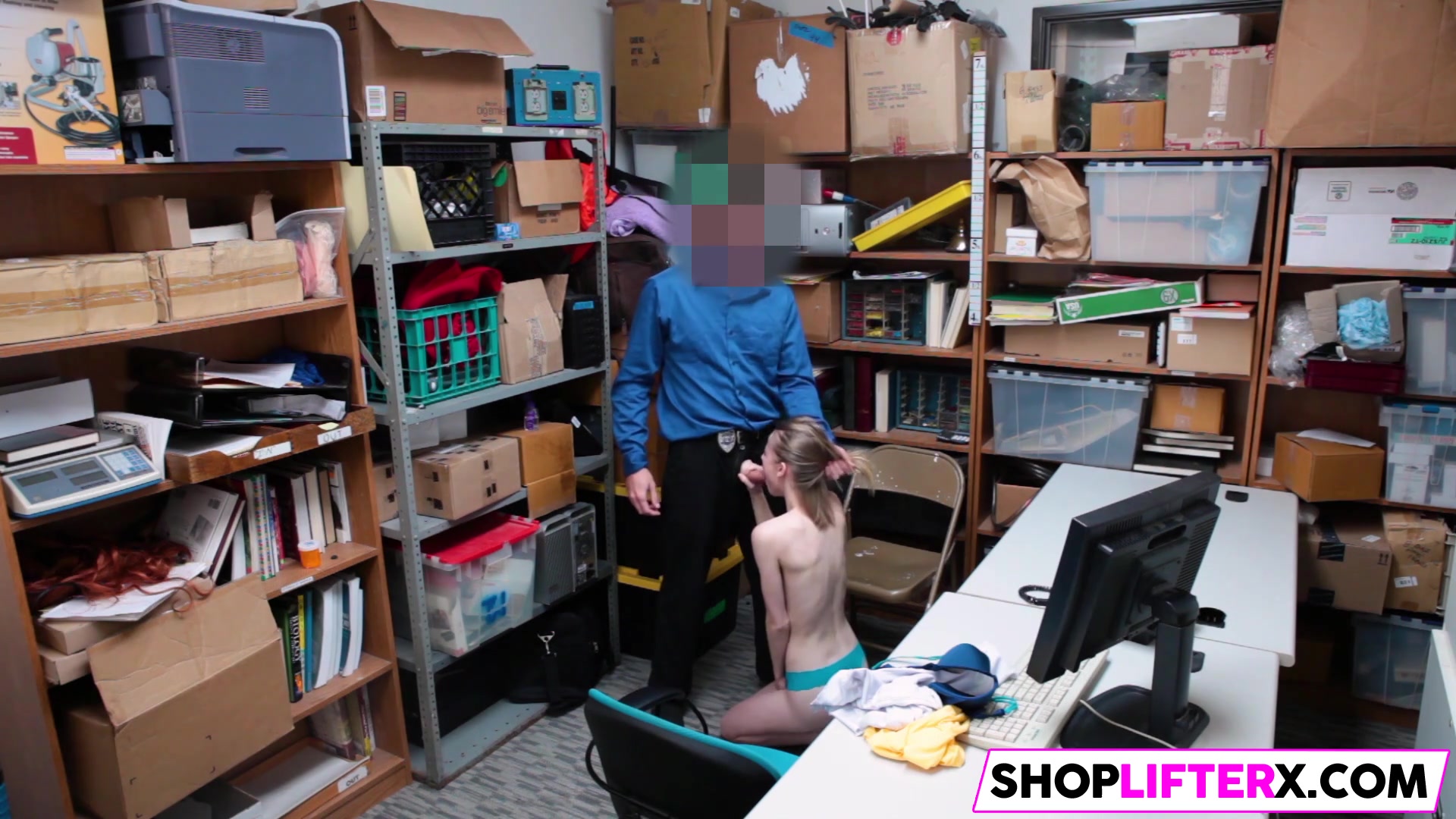 Sweet teen 18+ has no excuse for shoplifting