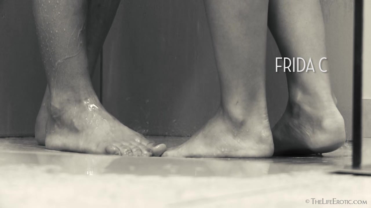 Mementos 2 - Frida C & Tess B - TheLifeErotic
