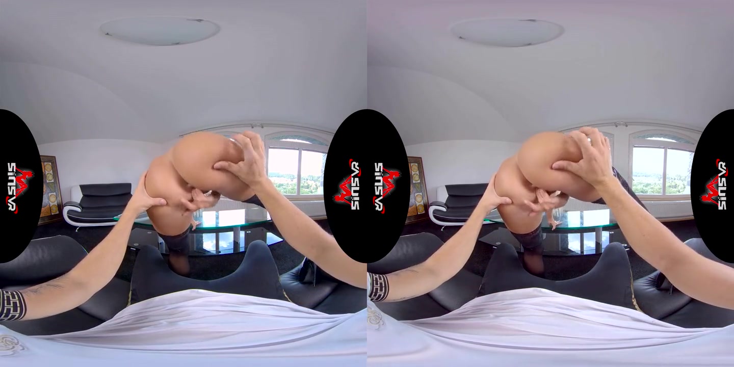 VR porn - Lola Myluv - Lapdance - SinsVR
