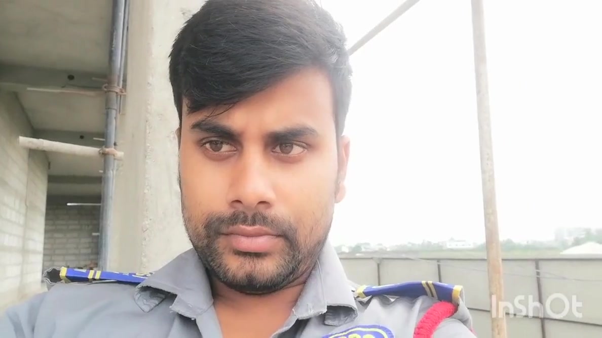 Des Gay Sex Security Guard