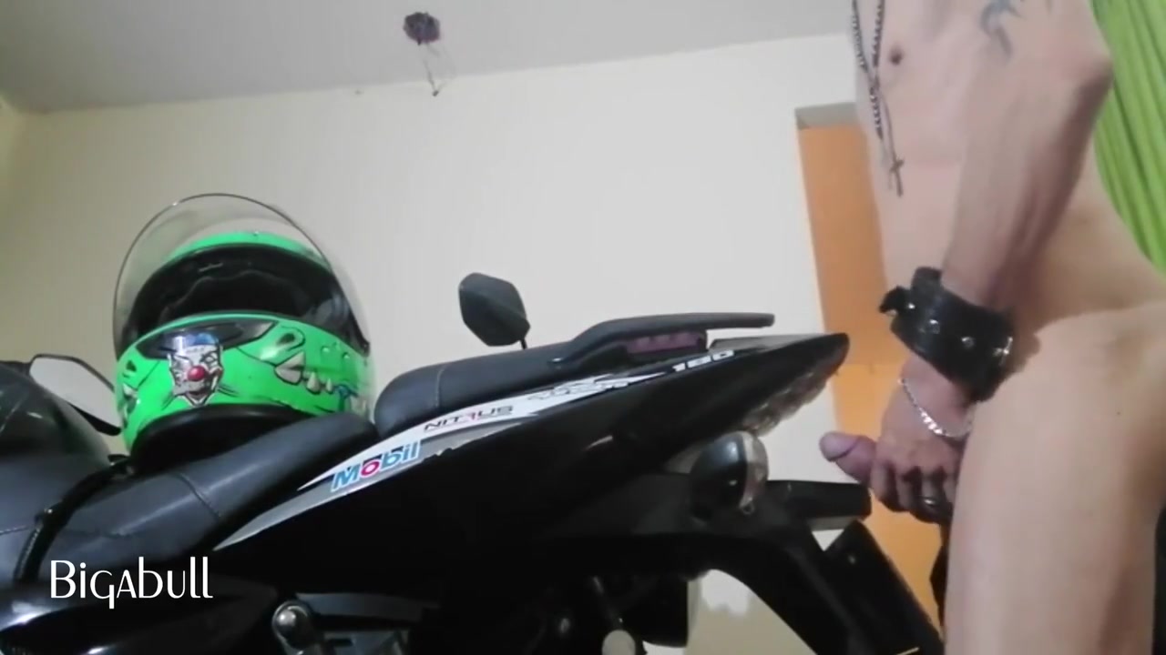 I Masturbate With My Motorcycle 6 Min