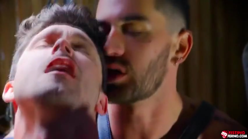Giving A Rough Bareback Pounding - Devin Franco And Chris Damned