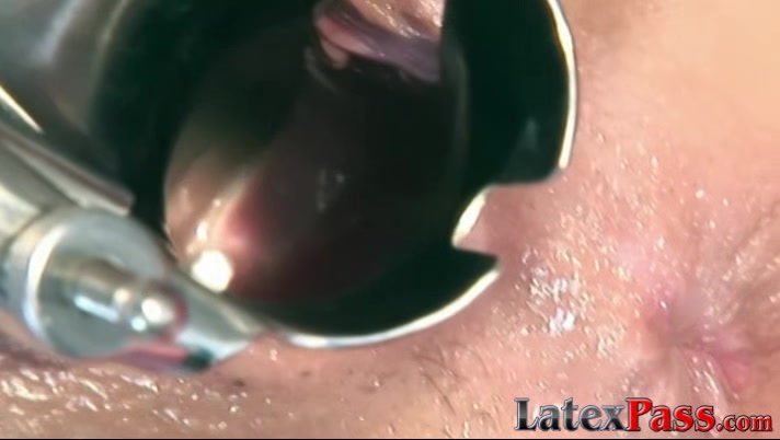 Busty blonde doctor orally pleasures blonde patient